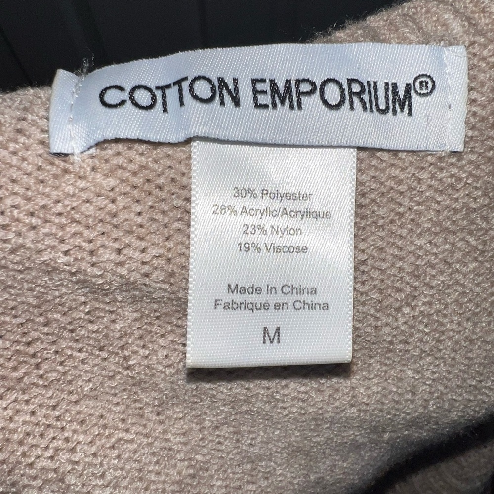 Cotton Emporium Women’s Medium Tan Acrylic Cable Knit Sleeveless Sweater Top M - Picture 8 of 14